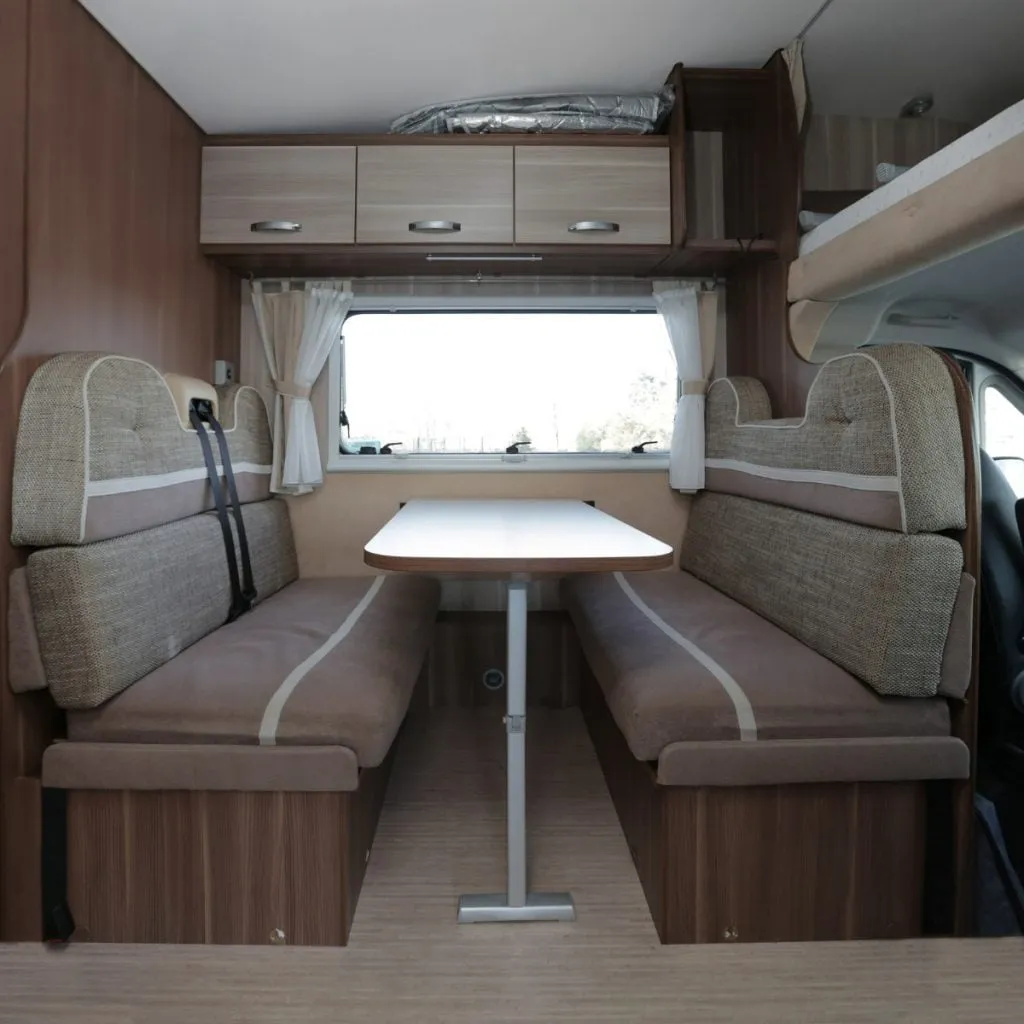 Eethoek in een camper