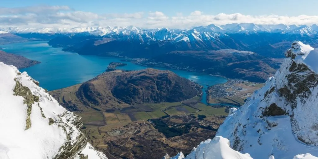 Pasmo górskie The Remarkables koło Queenstown w Nowej Zelandii